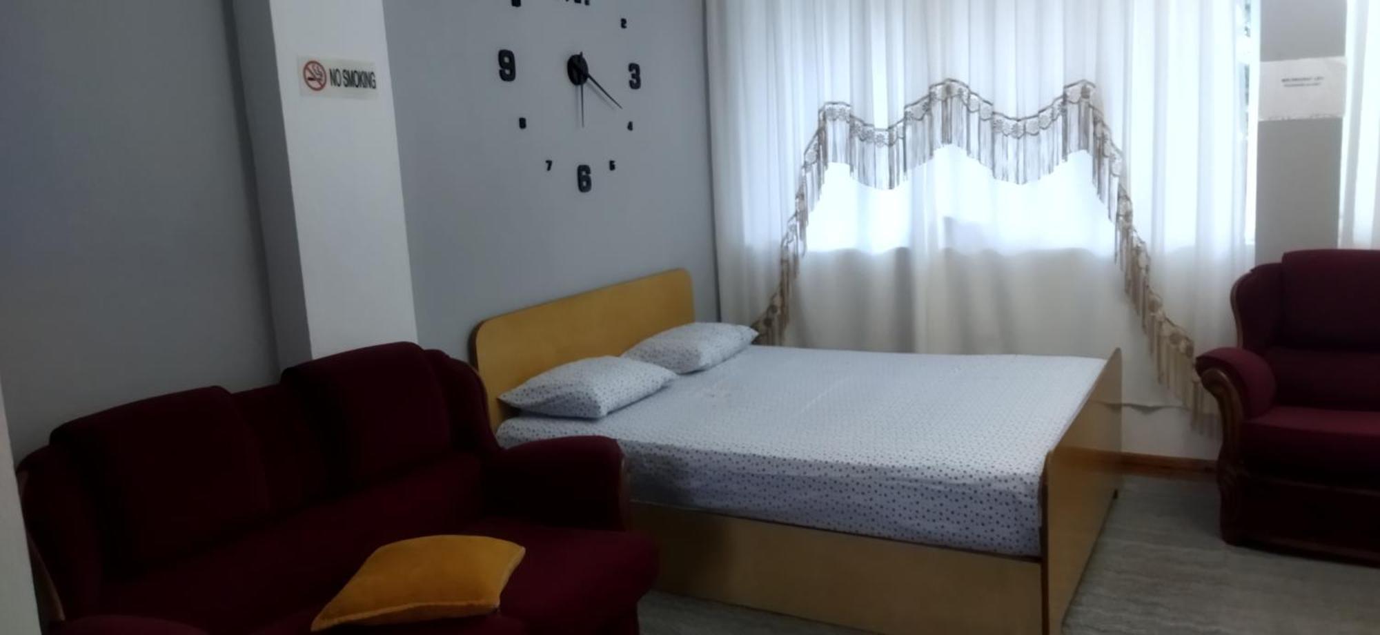 New Apartament ポグラデツ エクステリア 写真