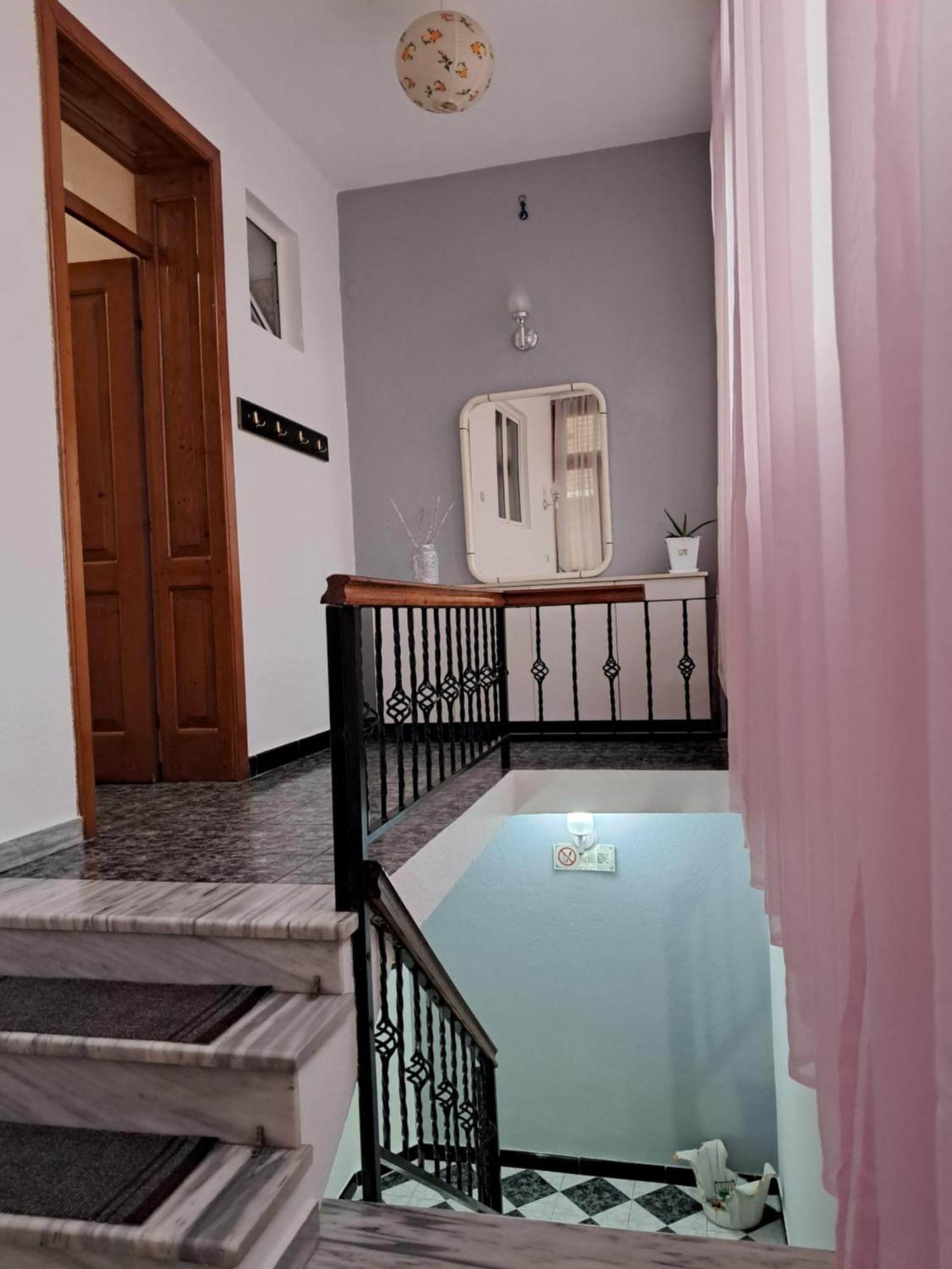 New Apartament ポグラデツ エクステリア 写真